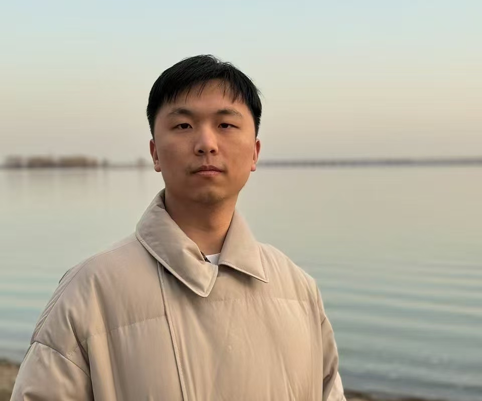陈珂任.jpg